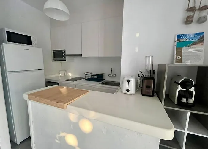 Casa Azul Soleada Cala En Porter