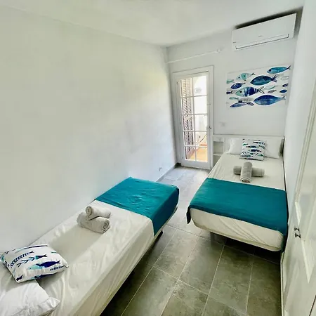 Casa Azul Soleada Cala En Porter